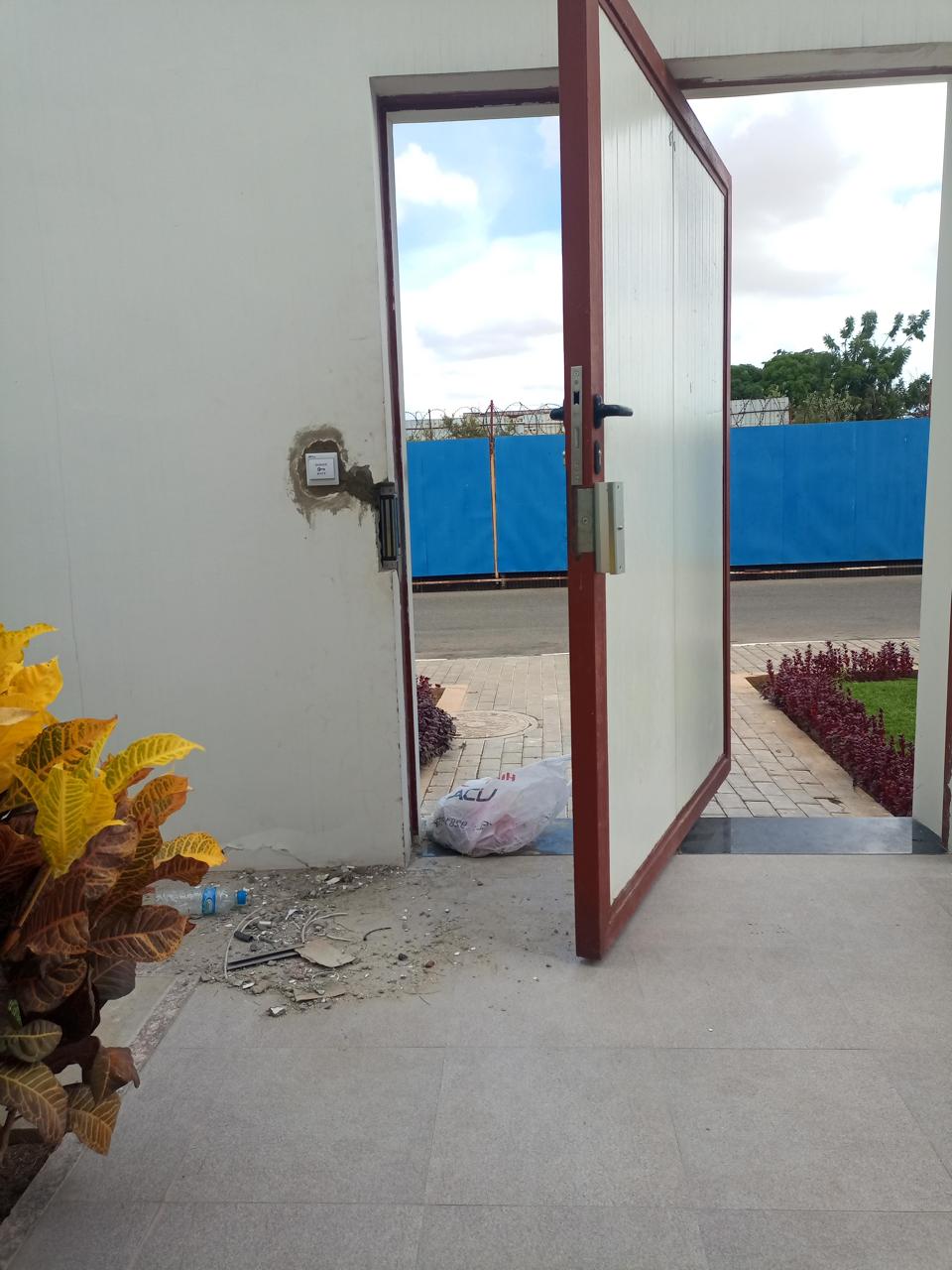 Controlo de acesso em porta